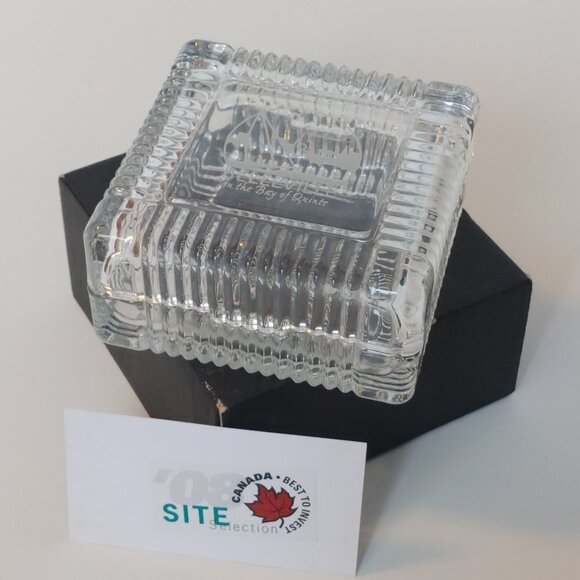 LOVELY Belleville on the Bay of Quinte Glass Keepsake Box Trinket Dish 2008 - Picture 3 of 7